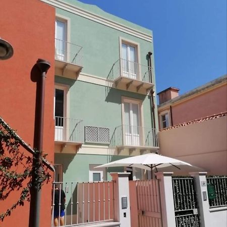La Reggia Apartments Milazzo Bagian luar foto