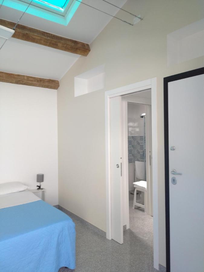 La Reggia Apartments Milazzo Bagian luar foto