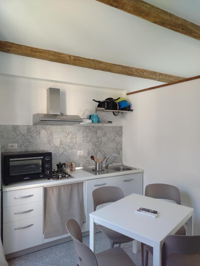 La Reggia Apartments Milazzo Bagian luar foto