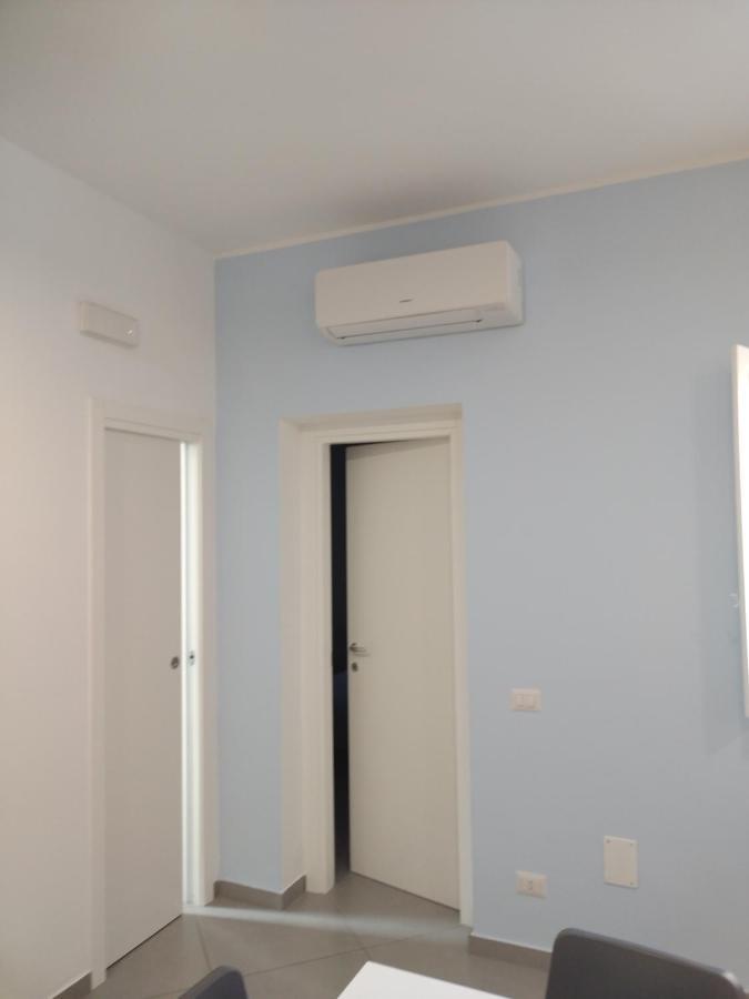 La Reggia Apartments Milazzo Bagian luar foto