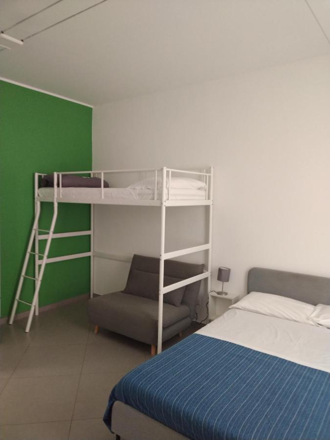 La Reggia Apartments Milazzo Bagian luar foto