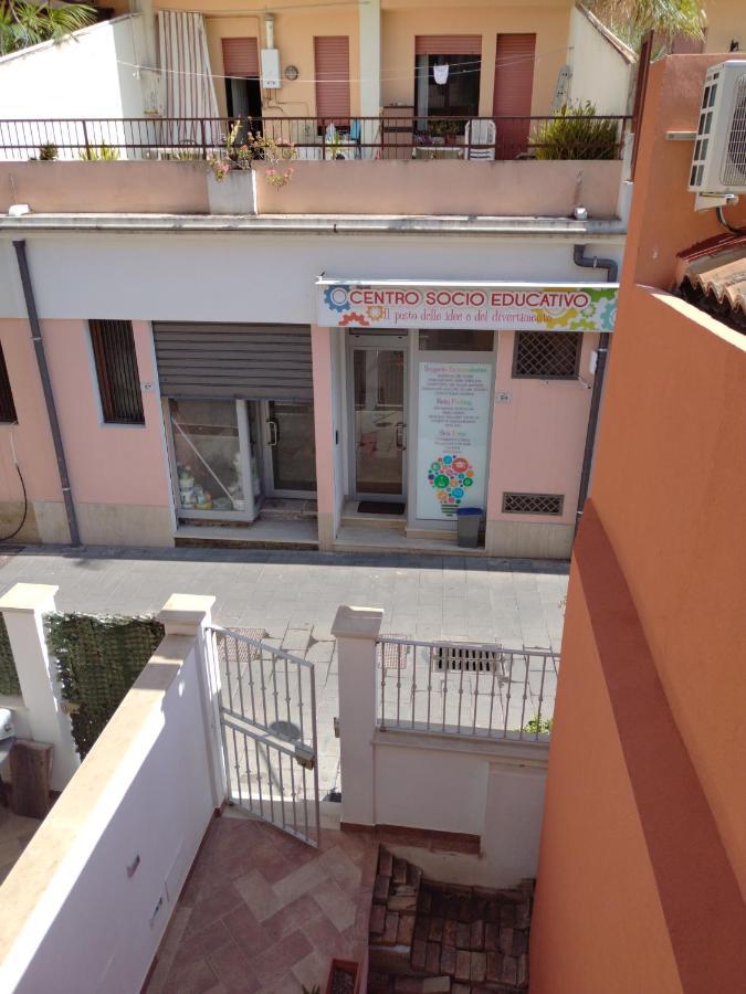 La Reggia Apartments Milazzo Bagian luar foto