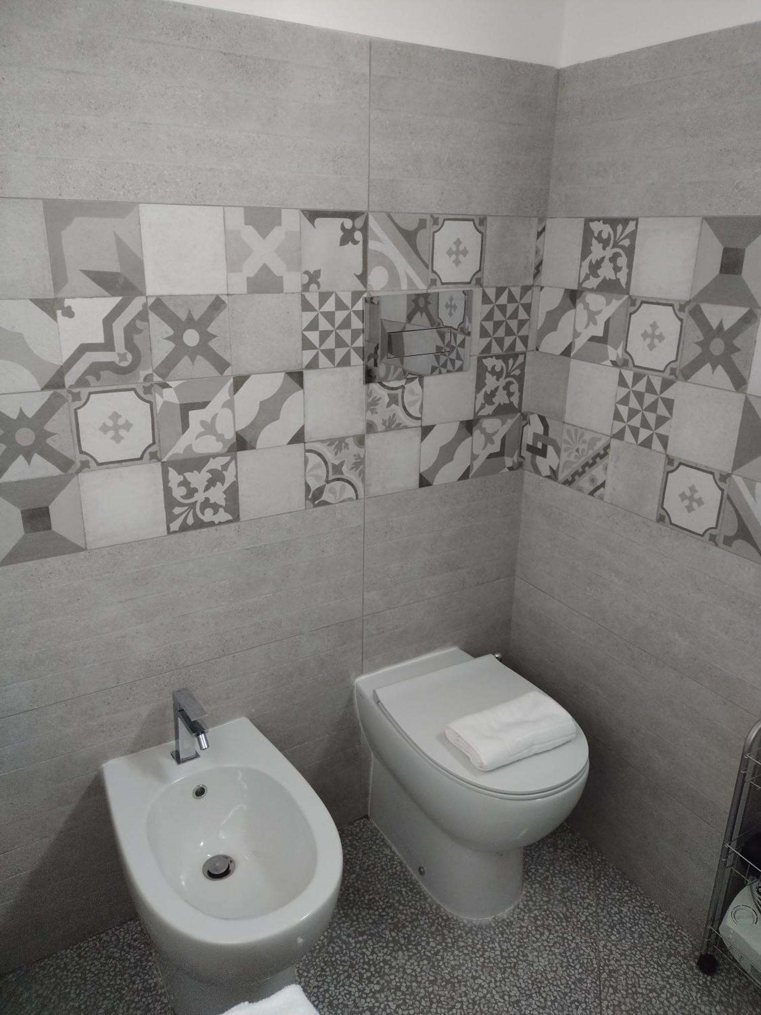 La Reggia Apartments Milazzo Bagian luar foto